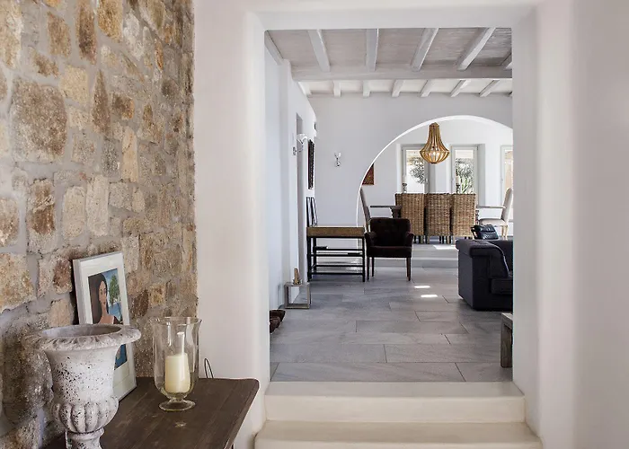 Dreamlike Mykonos オルノス