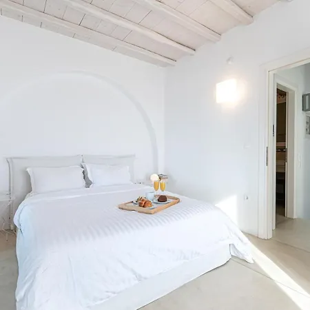 Dreamlike Mykonos Villa
