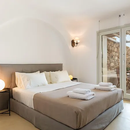 Dreamlike Mykonos Villa *